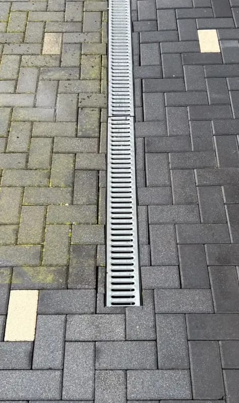 Curățare Pavaje și Beton